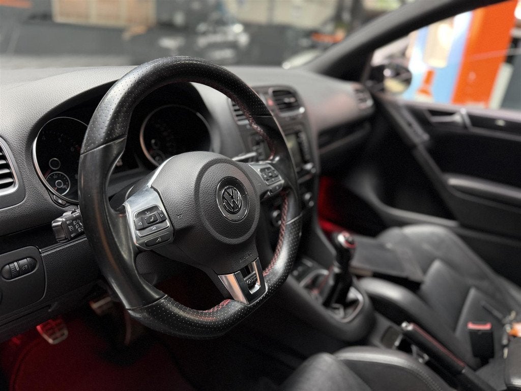 Volkswagen Golf 2.0 TSI GTI | Xenon | Leer | Cruise | Navi |, Auto's, Automatische klimaatregeling, Gebruikt, 4 cilinders, Zwart