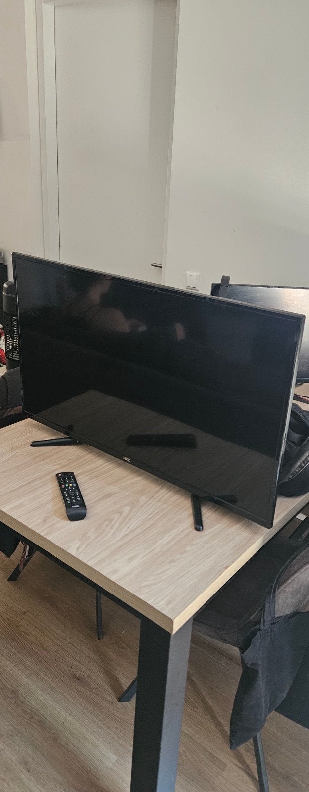 HKC 40K7A-A2EU LED TV 40 inch, LED, 50 Hz, Zo goed als nieuw, 100 cm of meer