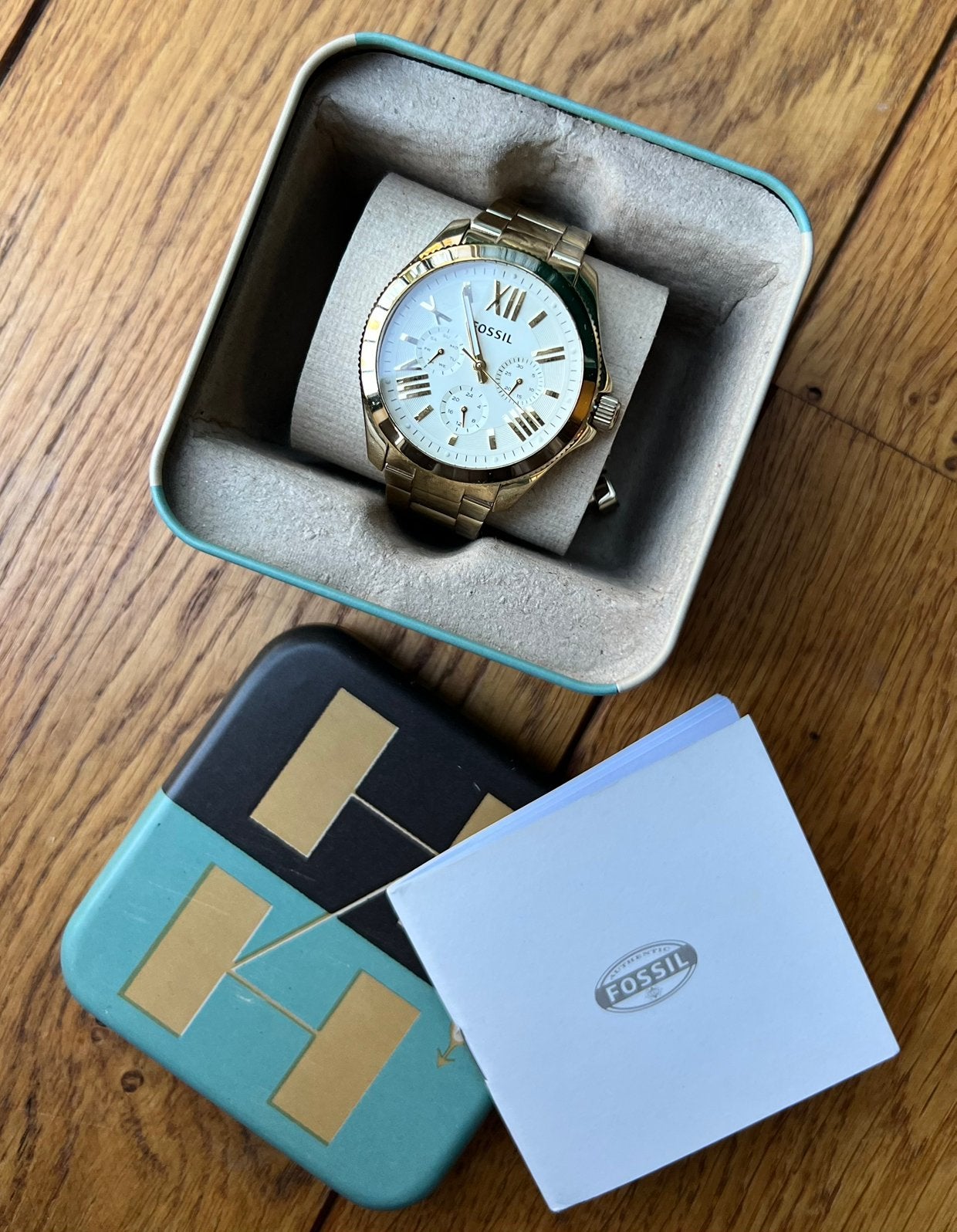 Fossil goudkleurig horloge inclusief doosje en boekje, Ophalen of Verzenden, Zo goed als nieuw, Staal, Fossil