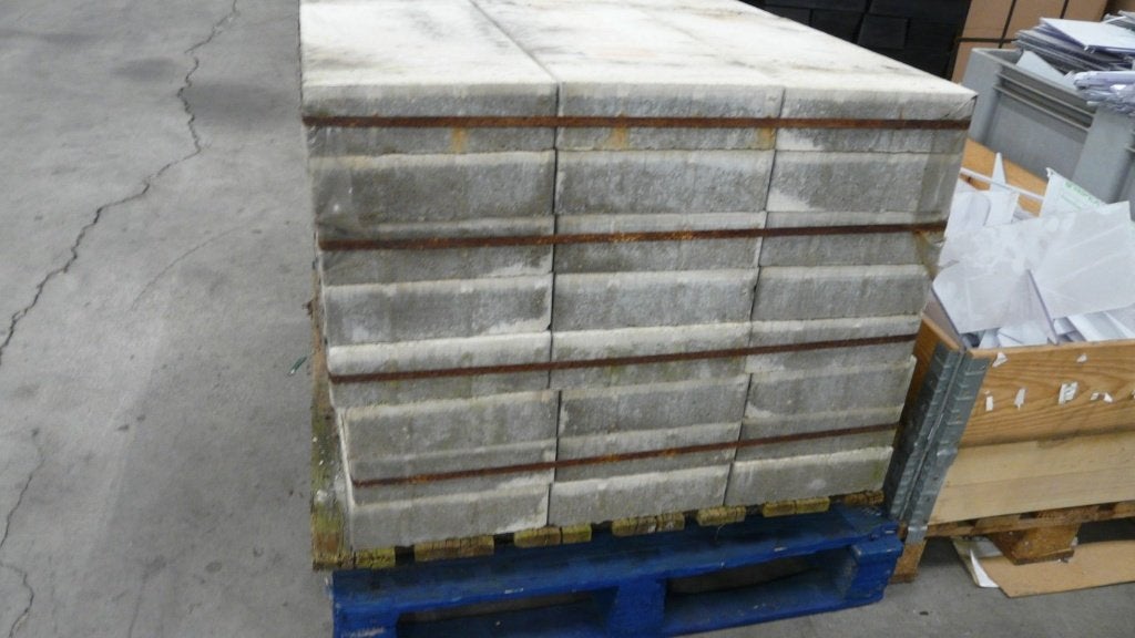 Partij stenen 600 x 300 x 85 mm (286.14m2), Ophalen, Nieuw