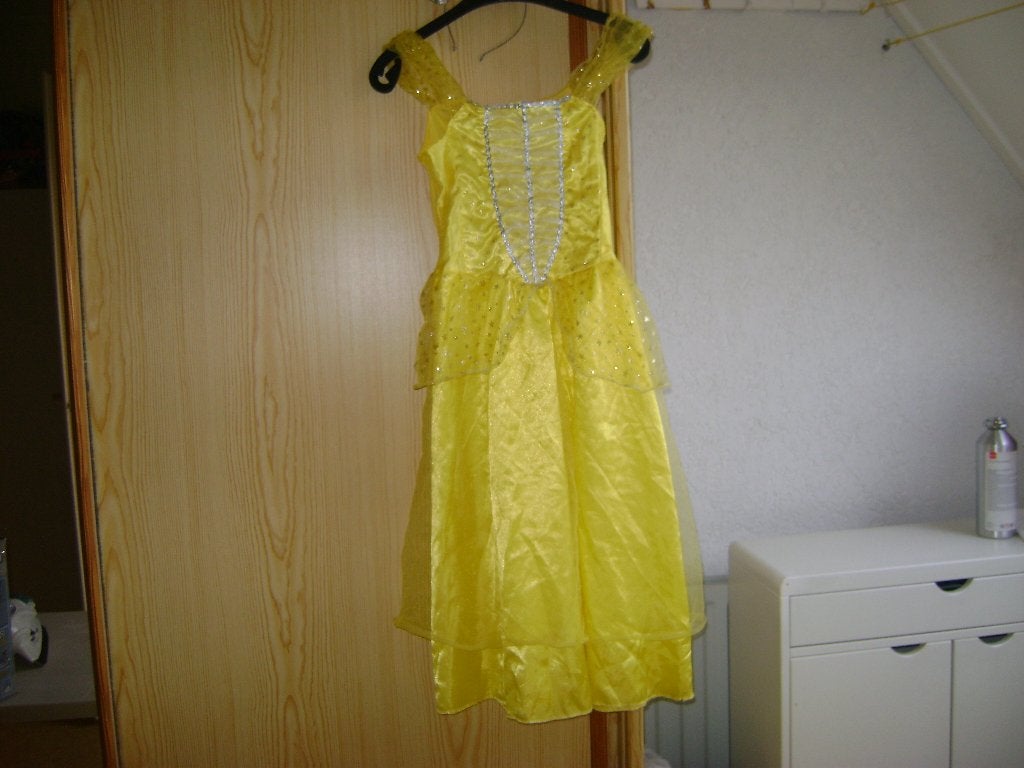 lange gele belle jurk mt128/134 met tule laag tule schouders, Kinderen en Baby's, Carnavalskleding en Verkleedspullen, Ophalen of Verzenden