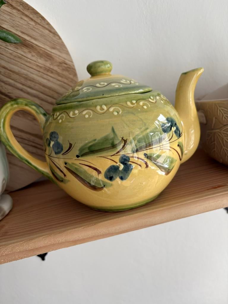 Handbeschilderde Keramische Theepot met Olijfmotief, Ophalen of Verzenden