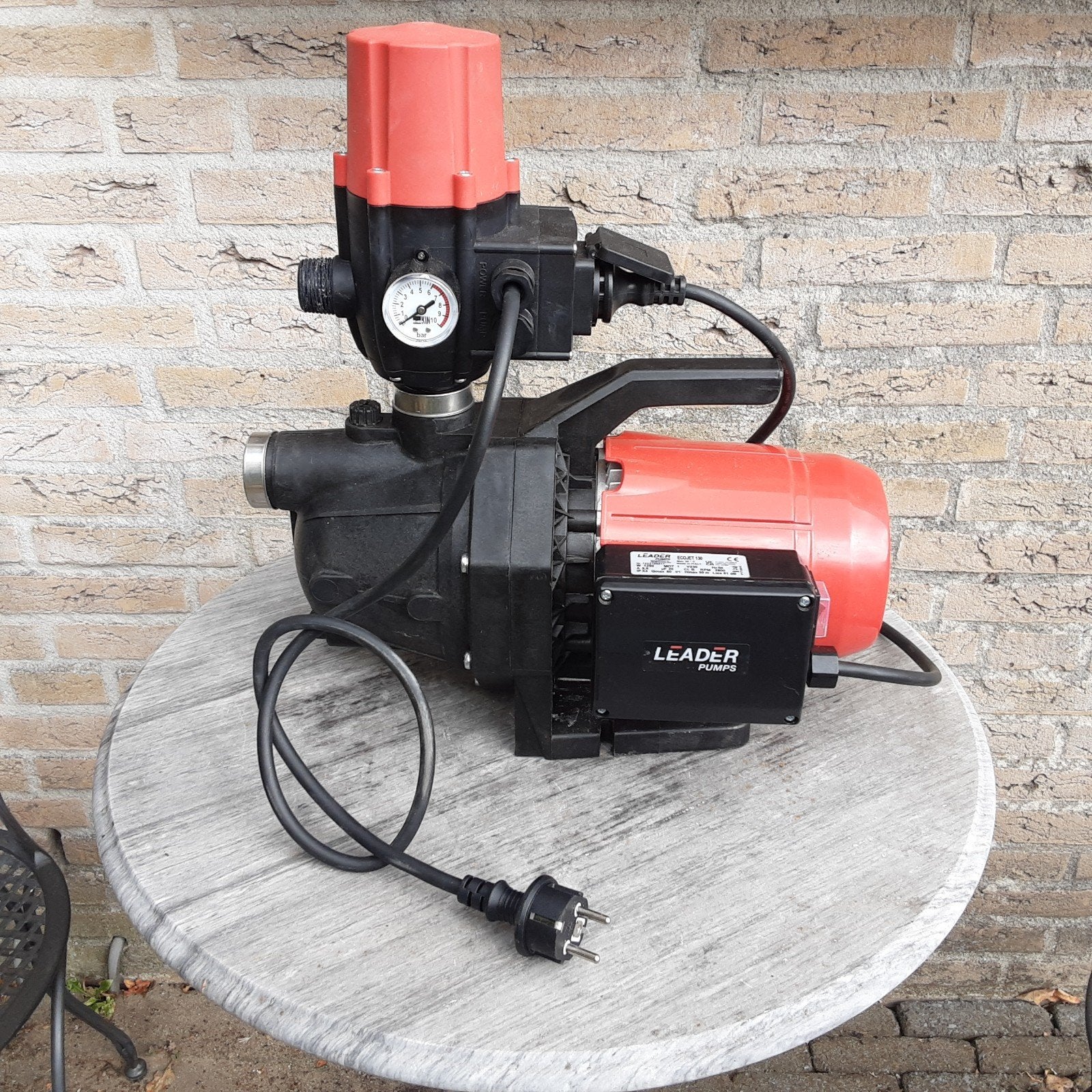 pomp, Ophalen, Zo goed als nieuw, Elektrisch, Hydrofoorpomp