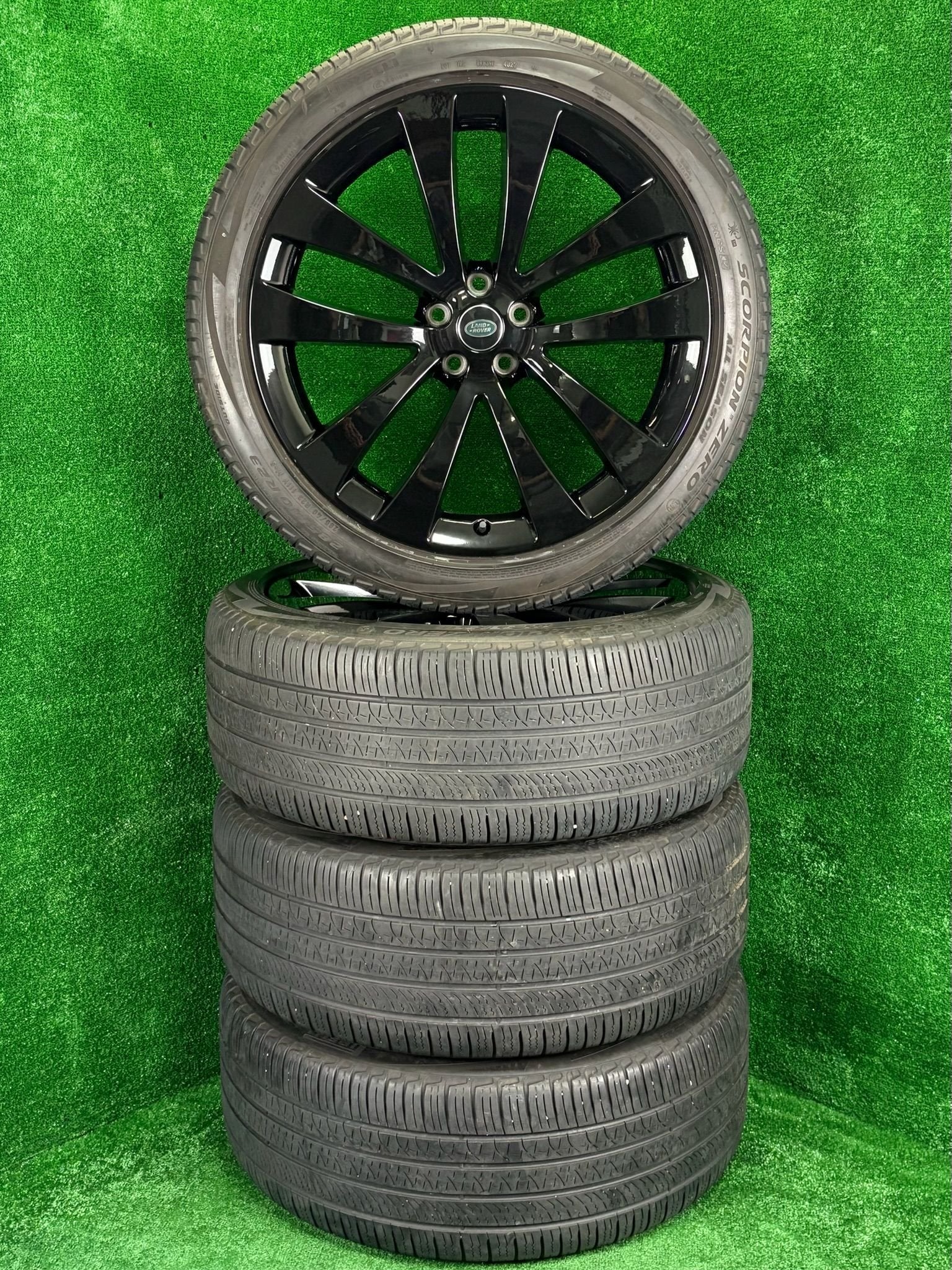 Originele 23 inch Range Rover Sport Velgen met banden L461, Auto-onderdelen, Banden en Velgen, Gebruikt, -, 285 mm, -