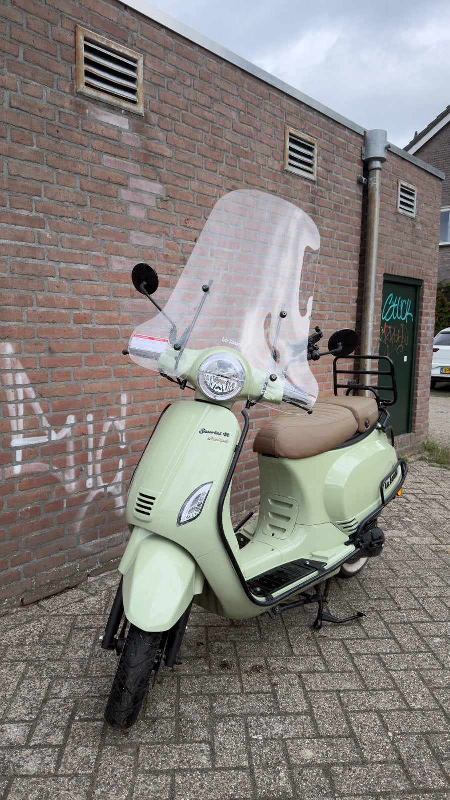 La souris R limited edition  45km, Zo goed als nieuw, Benzine, Ophalen, Overige merken