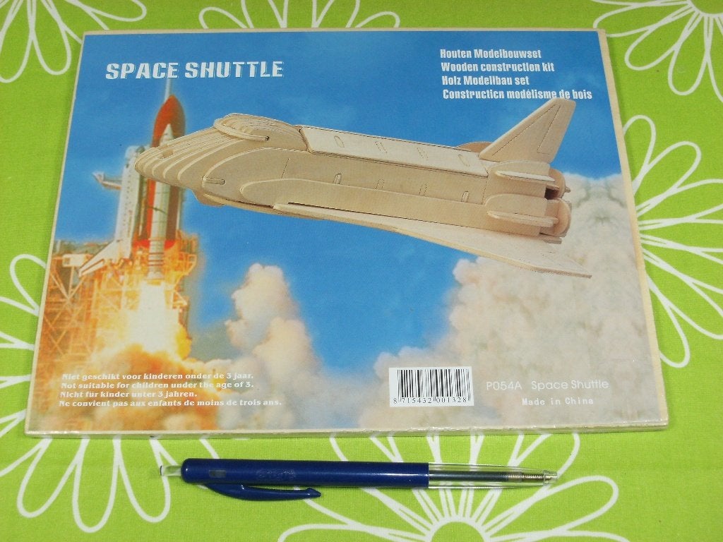 Nieuw in seal: Space shuttle - Houten Modelbouwset, Ophalen of Verzenden, Nieuw, Jongen of Meisje