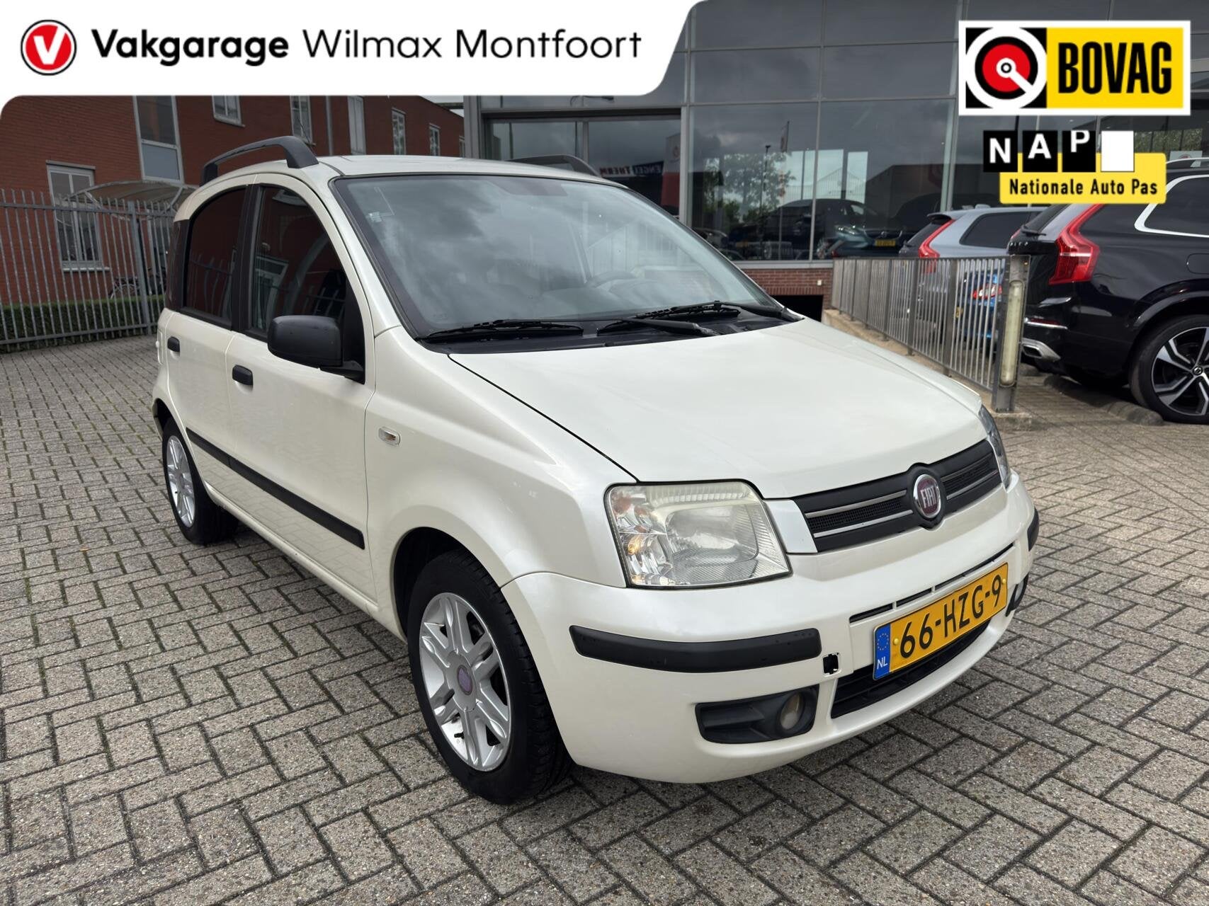 Fiat Panda 1.2 Emotion|Airco|Half-leder|Carplay|Clima|Trekha, Auto's, Voorwielaandrijving, Gebruikt, Wit, Origineel Nederlands