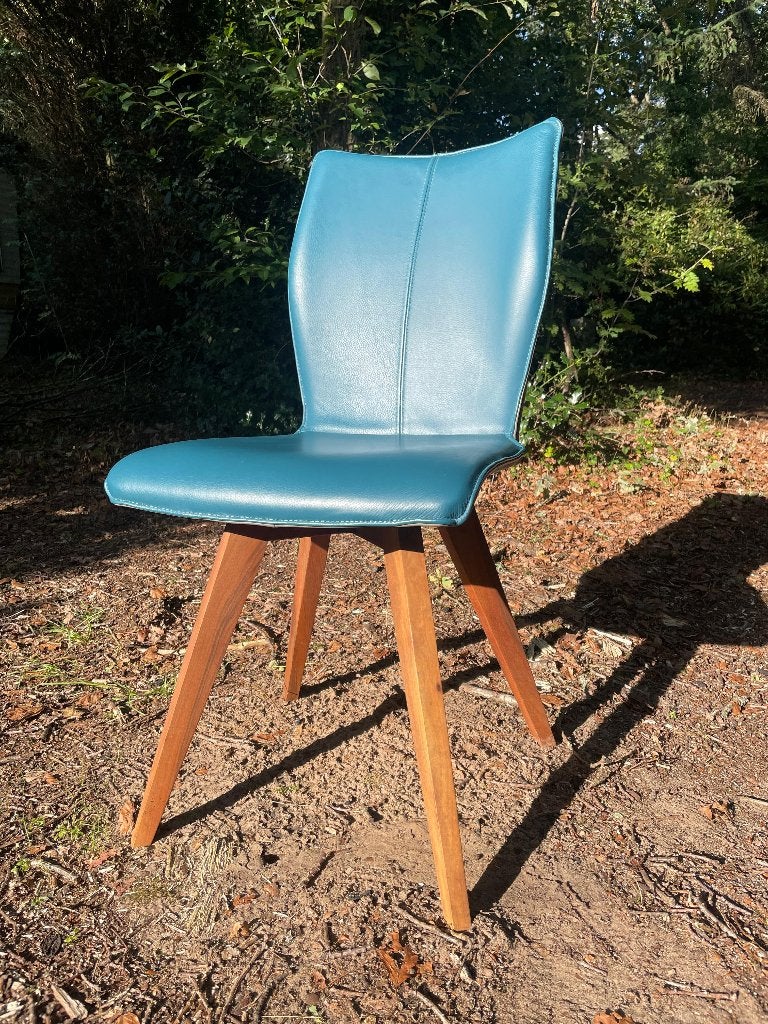 3 design eetkamerstoelen, Bree's world Spin G, Huis en Inrichting, Stoelen, Ophalen, Leer, Drie, Blauw