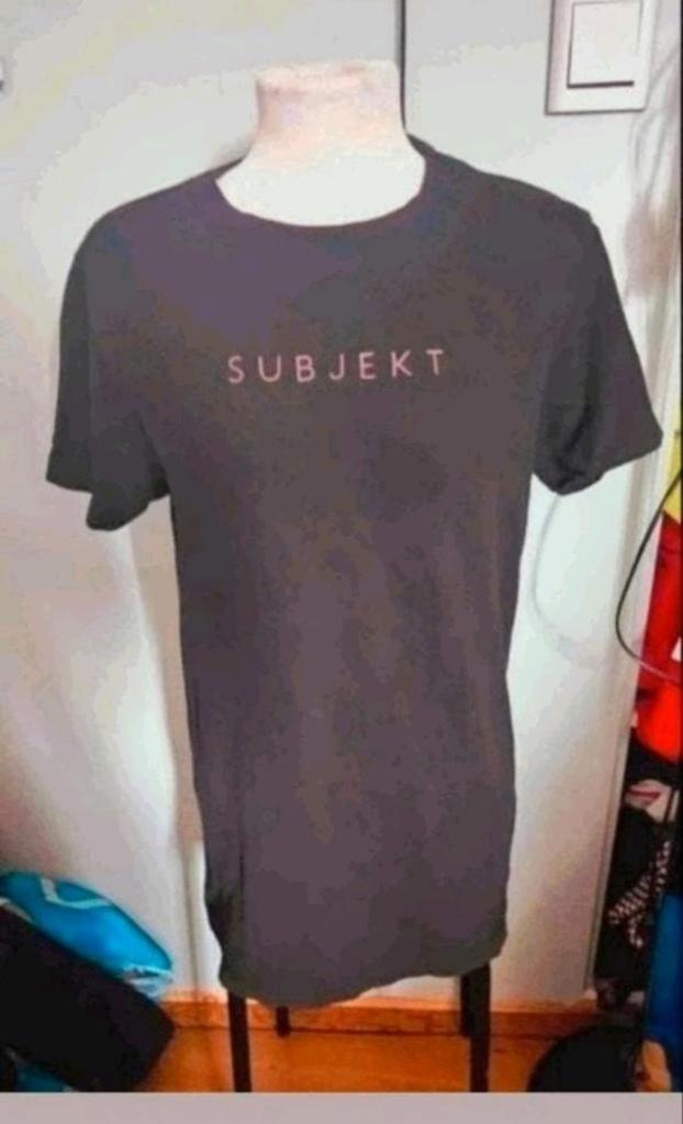 Distrikt zwart t-shirt, Maat 48/50 (M), Zwart, Ophalen of Verzenden, Zo goed als nieuw
