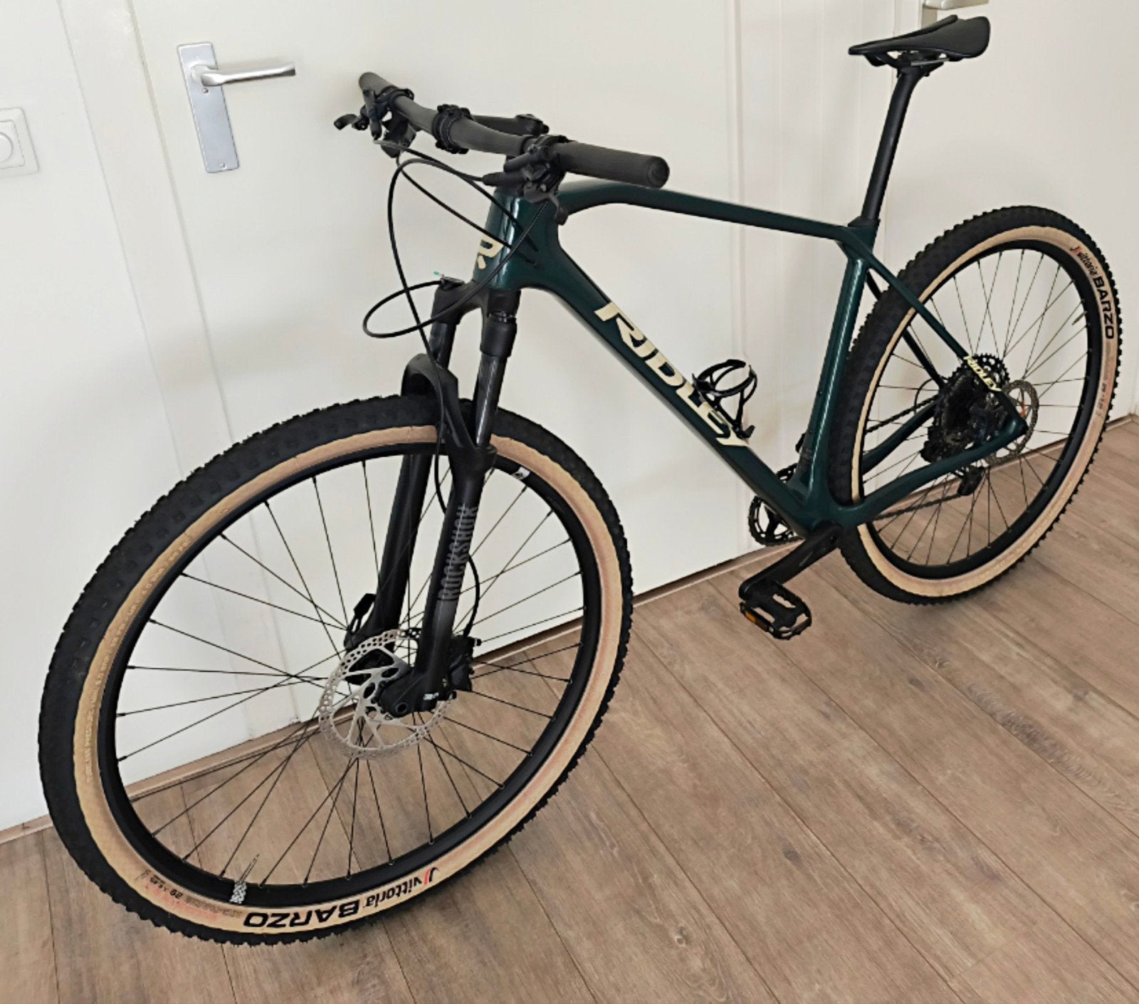 RIDLEY Ignite C SLX/Size L (1.91)

2025
Frame maat: L

Spuit, Hardtail, Heren, 45 tot 49 cm, Zo goed als nieuw