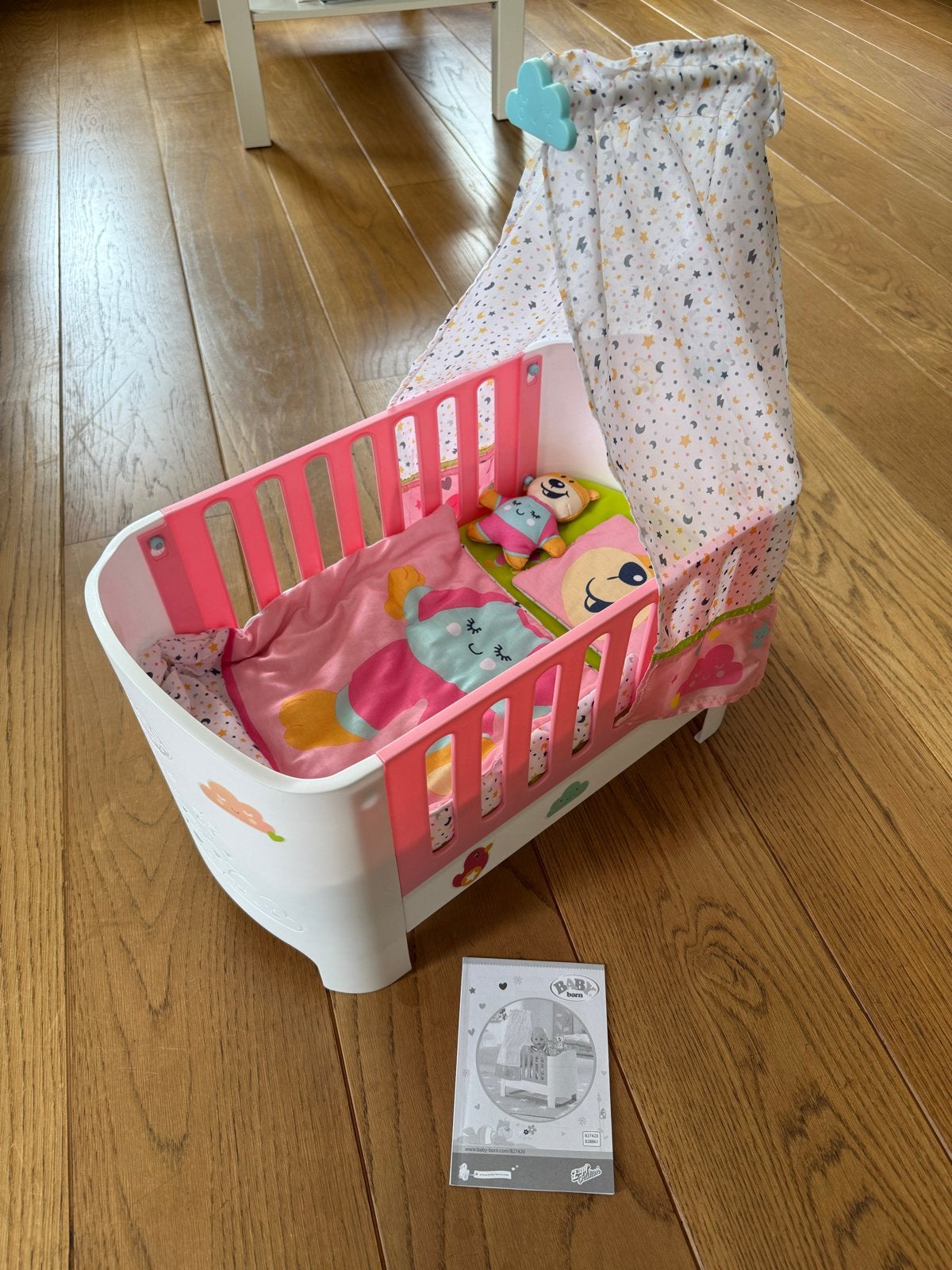 Baby Born bedje met hemeltje en accessoires, Ophalen, Zo goed als nieuw, Overige typen, Met geluid