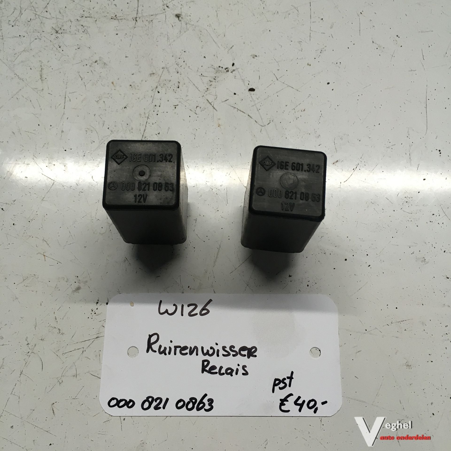 Mercedes W126  Ruitenwisser relais 000 821 0863, Gebruikt, -, -, Ophalen of Verzenden