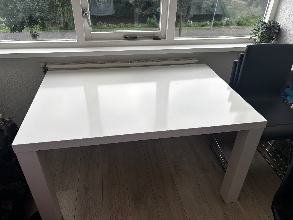 Tafel wit met 4 stoelen, Huis en Inrichting, Ophalen, 100 tot 150 cm, 50 tot 100 cm, Zo goed als nieuw