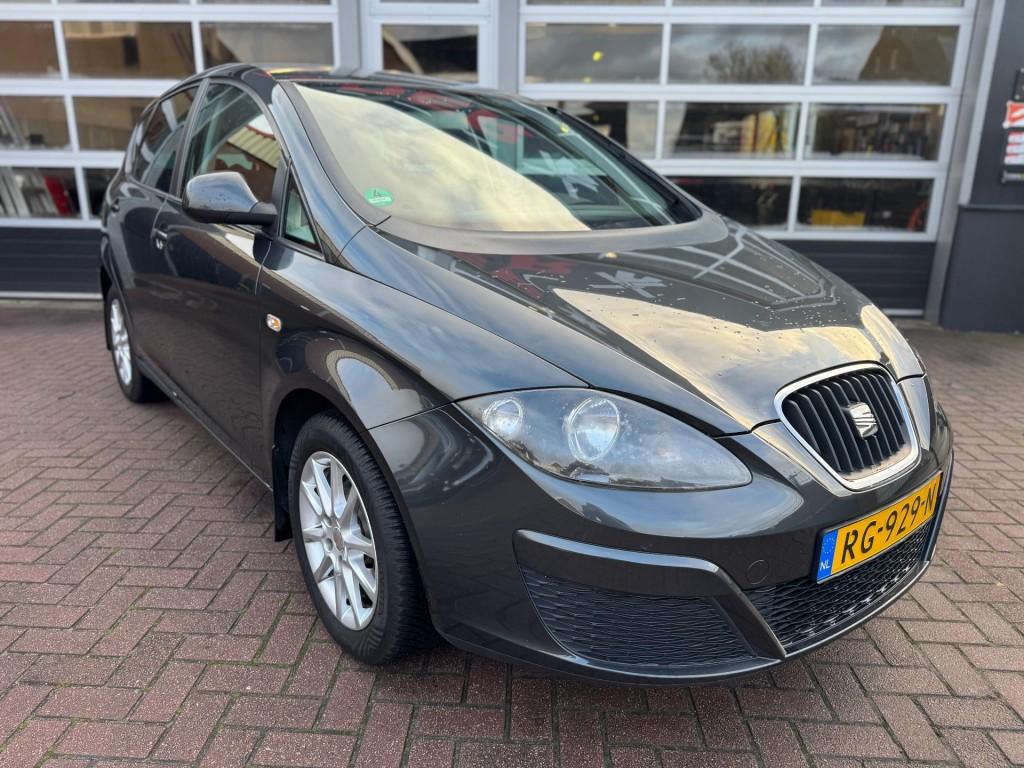 Seat ALTEA 1.4 Comfortstyle / AIRCO / RIJKLAAR / 2 SLEUTELS, Auto's, Voorwielaandrijving, 86 pk, Gebruikt, 680 kg