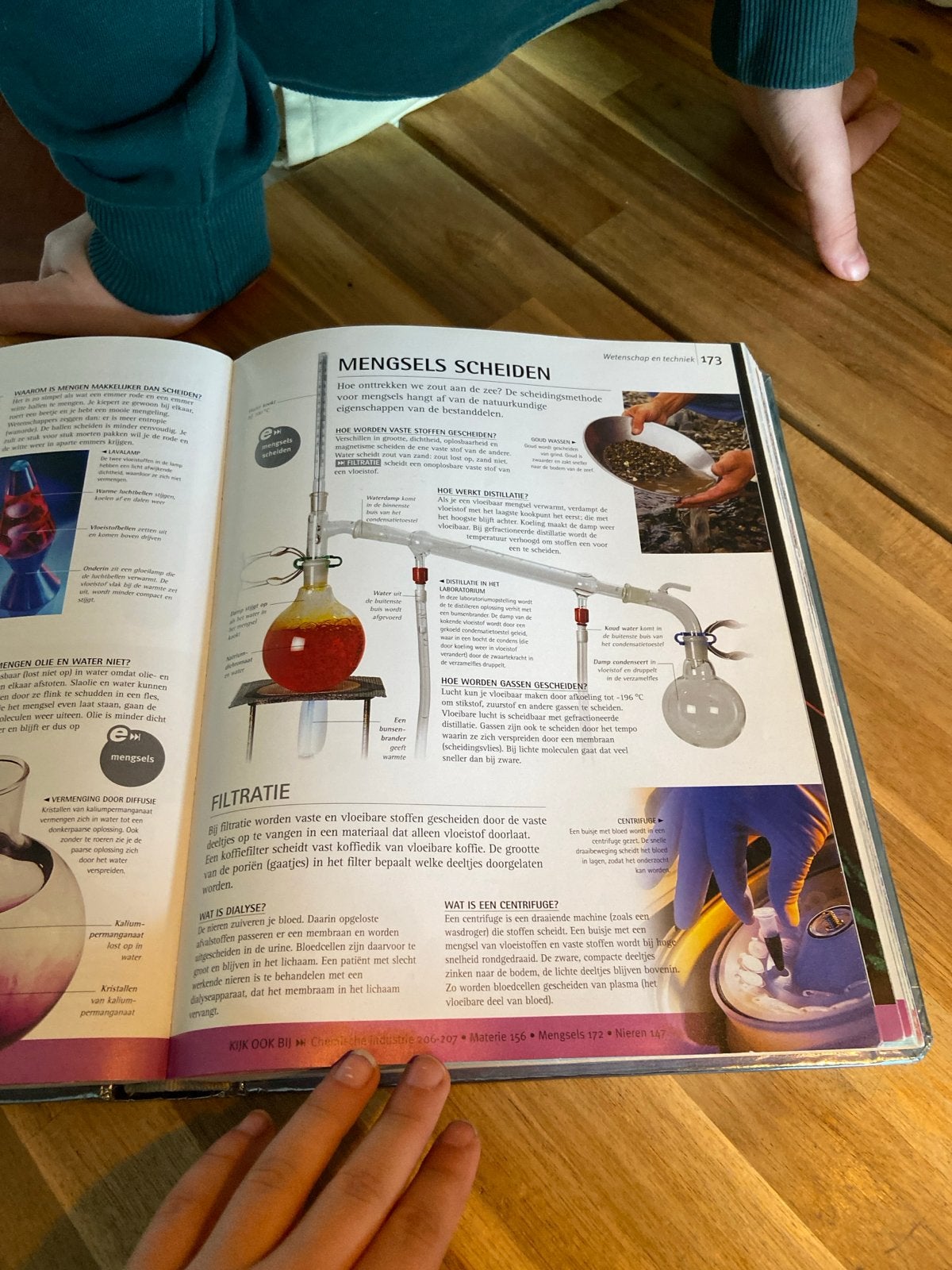 Winkler Prins E-Encyclopedie, Gelezen, Ophalen of Verzenden, Los deel, Algemeen