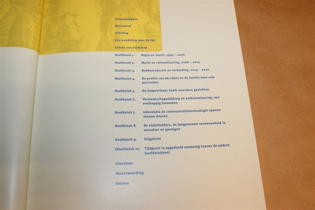 Lentis — 25 Jaar Zorggeschiedenis In Beeld, Ophalen of Verzenden, Zo goed als nieuw