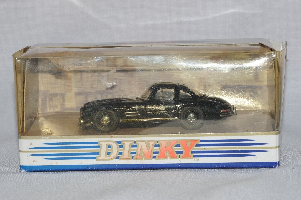 Dinky Coll Mercedes cullwing 300 sl no dy12b BJ 1955, Ophalen of Verzenden, Zo goed als nieuw, Auto, Dinky Toys