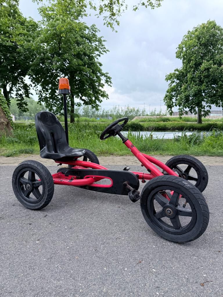 BERG Buddy skelter rood met zwaailamp, Ophalen, Gebruikt, Berg