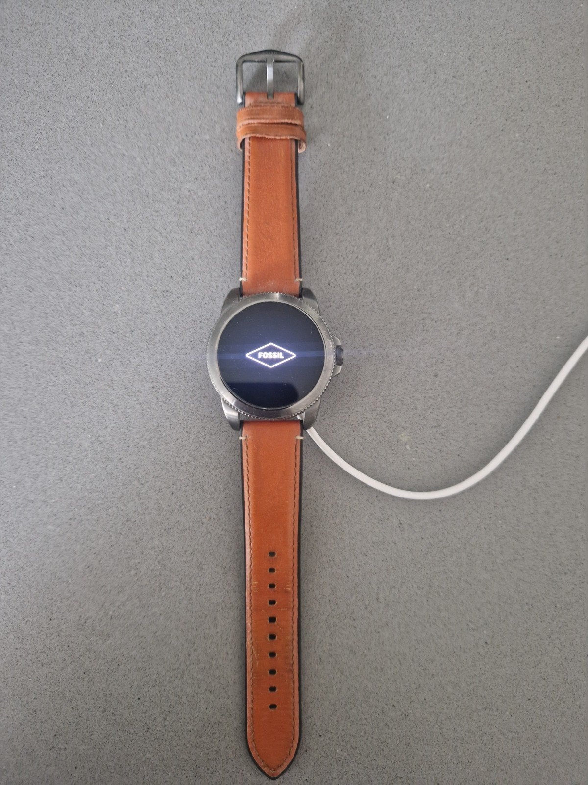 Fossil DW11F2 Smartwatch met Bruin Leren Bandje, Gebruikt, Fossil, Stappen, Ophalen of Verzenden