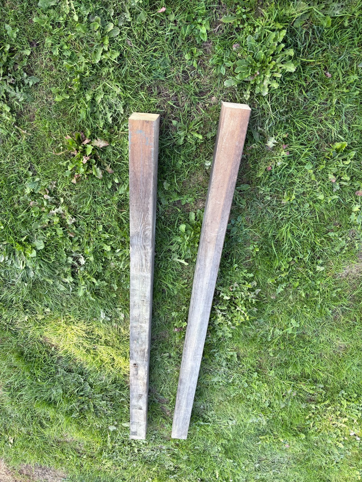 Twee houten balken 8,5x8,5x174 cm, Ophalen, Gebruikt