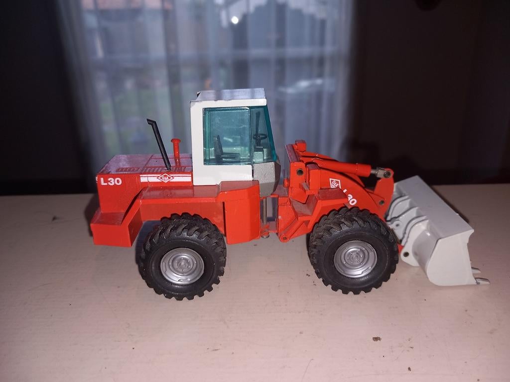 Nette shovel O&K L30, Verzenden, Zo goed als nieuw, NZG