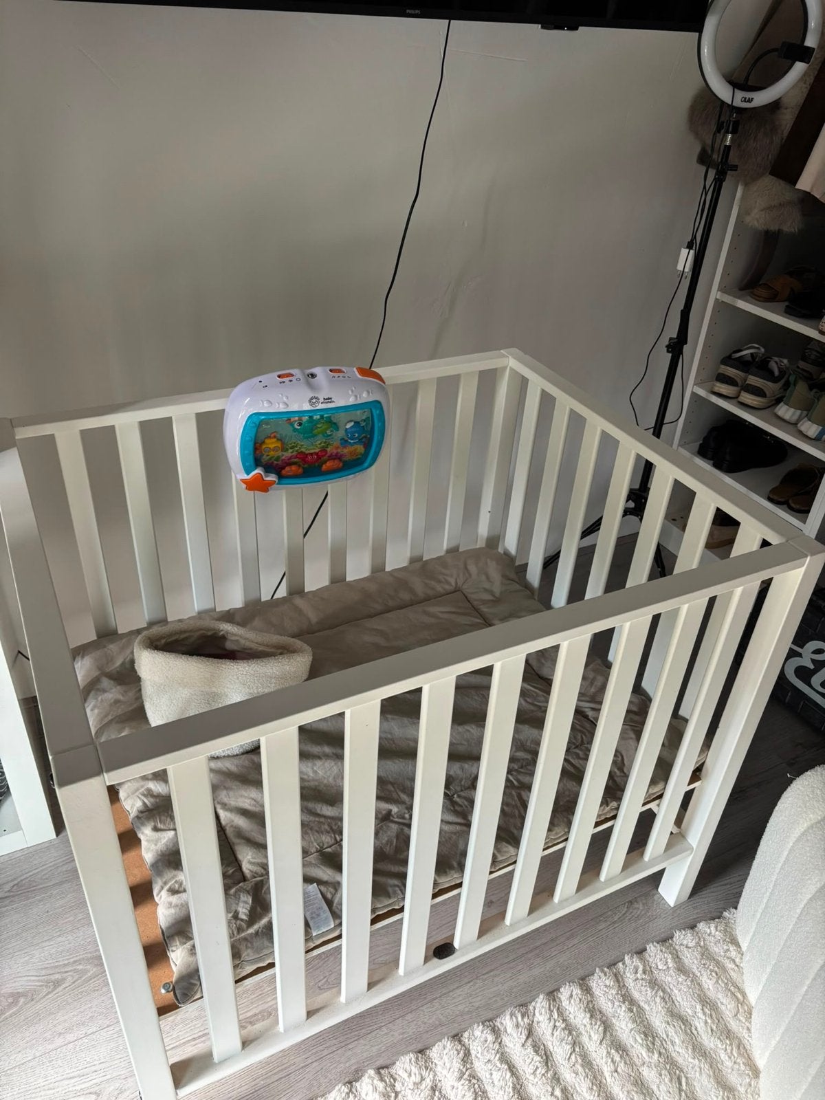 Witte baby box met verstelbare bodem, Ophalen, Gebruikt, Vierkant, In hoogte verstelbaar
