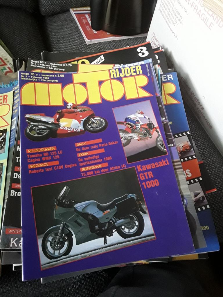 Motor tijdschrift ,motor rijder jaren 80, Ophalen, Gelezen, Algemeen