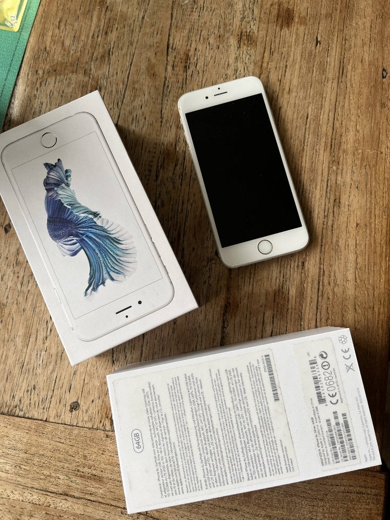 Apple iPhone 6s – 64GB opslag, Ophalen, Gebruikt, Wit, 25 %