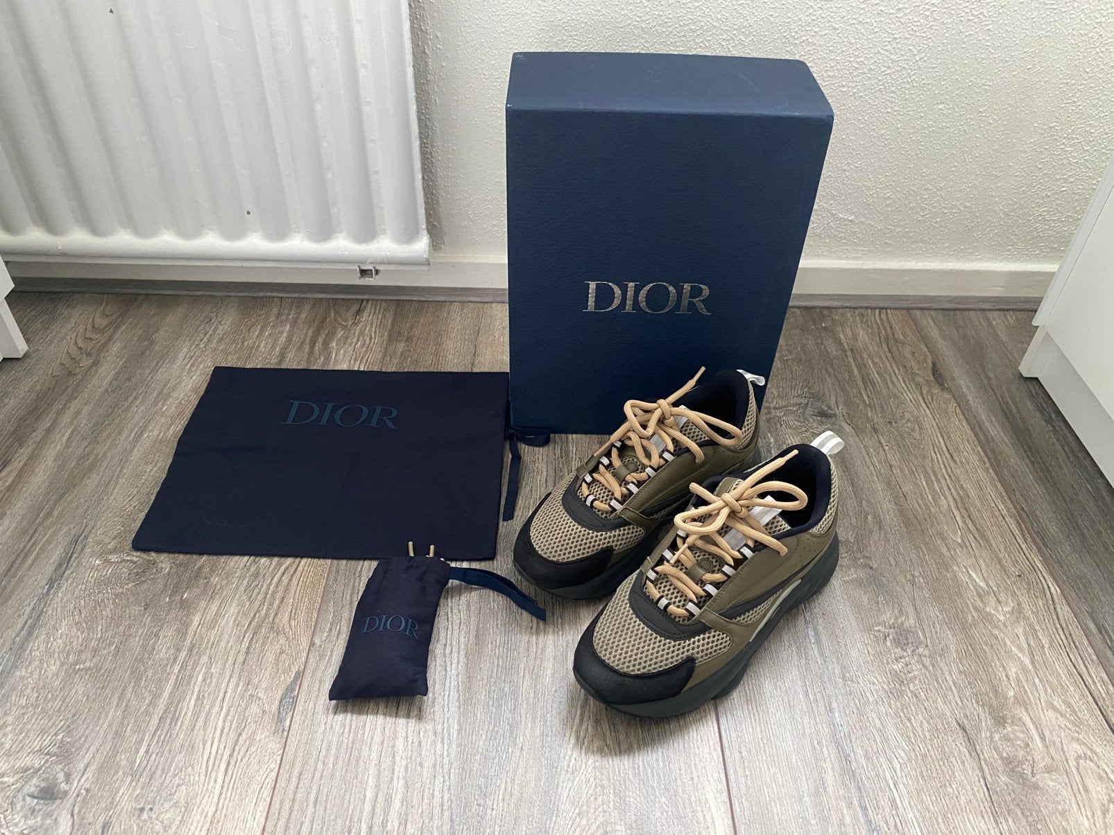 Dior B22 Khaki Size 41,5, Bruin, ., Ophalen of Verzenden, .