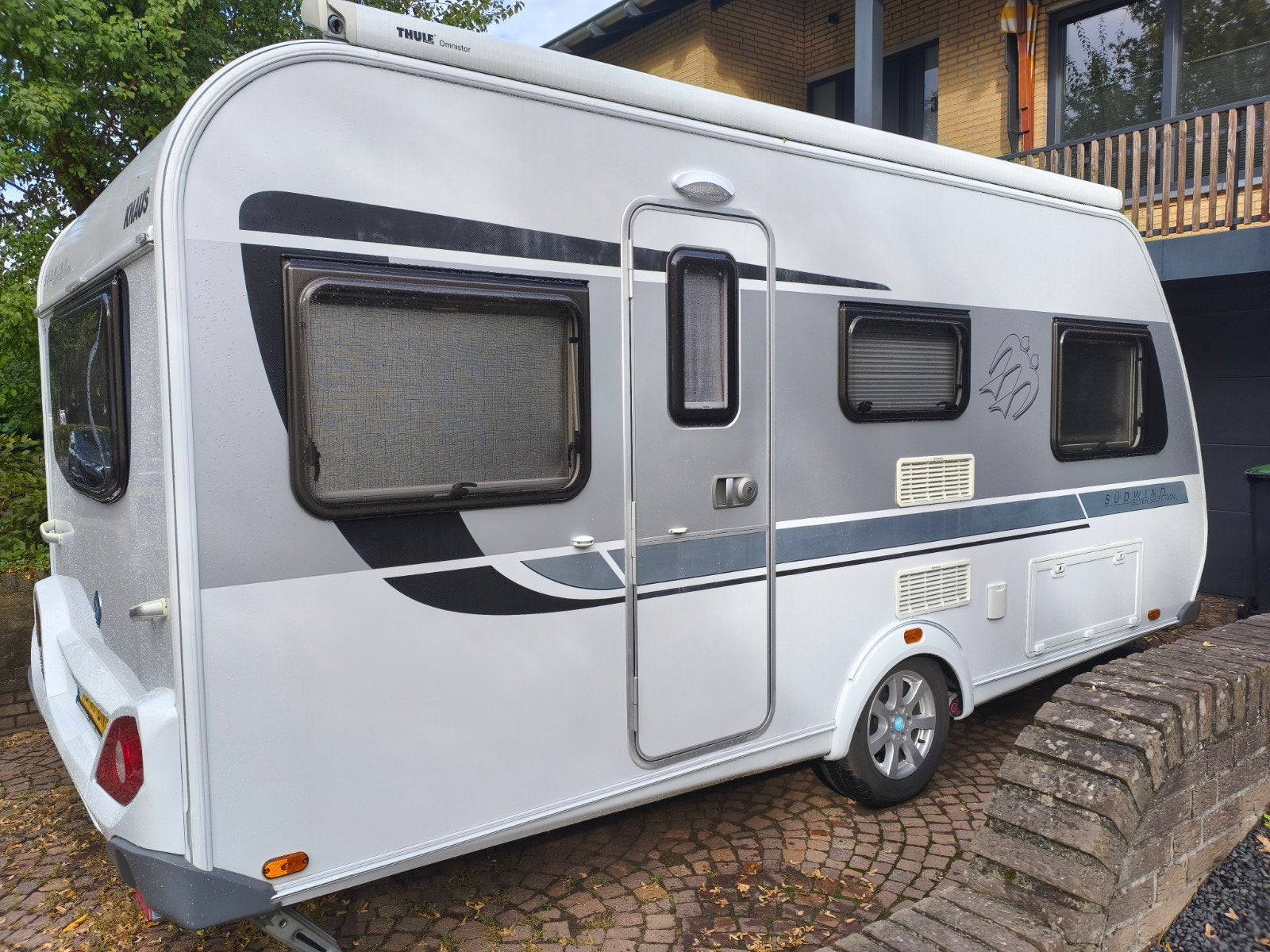 Knaus Südwind 460 EU Silver lengtebedden-Airco-Alkomover, Caravans en Kamperen, Kleine zit, Particulier, Lengtebed, Knaus