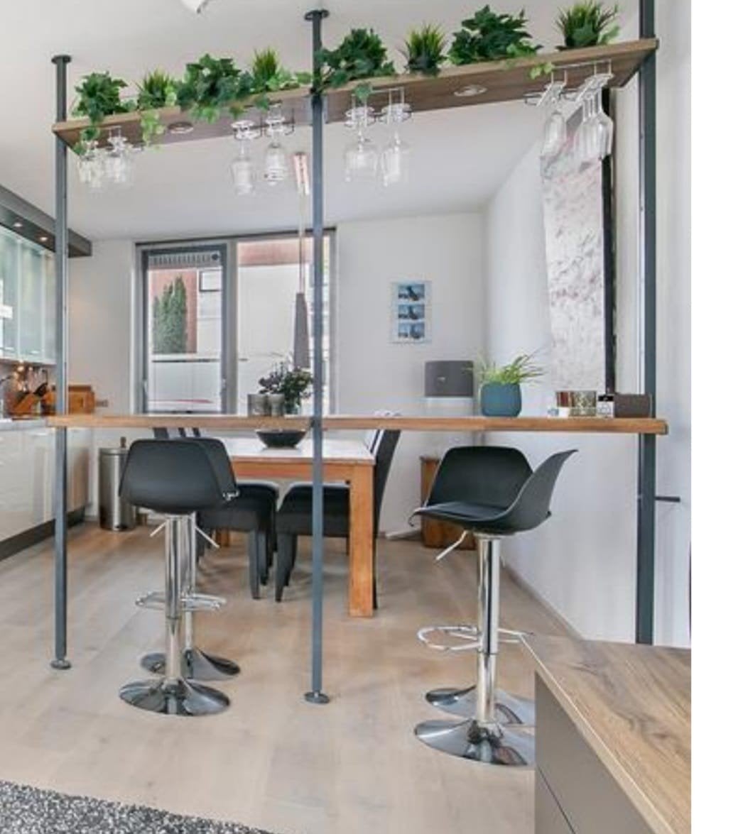Mooie bar en 4 groene barkrukken, Ophalen, Zo goed als nieuw