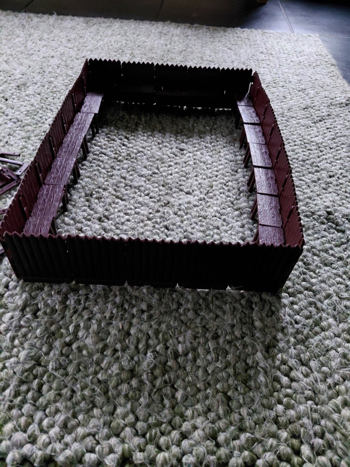 Houten omheining met bankjes voor speelgoedfiguren, Kinderen en Baby's, Ophalen of Verzenden, Gebruikt, Overige merken
