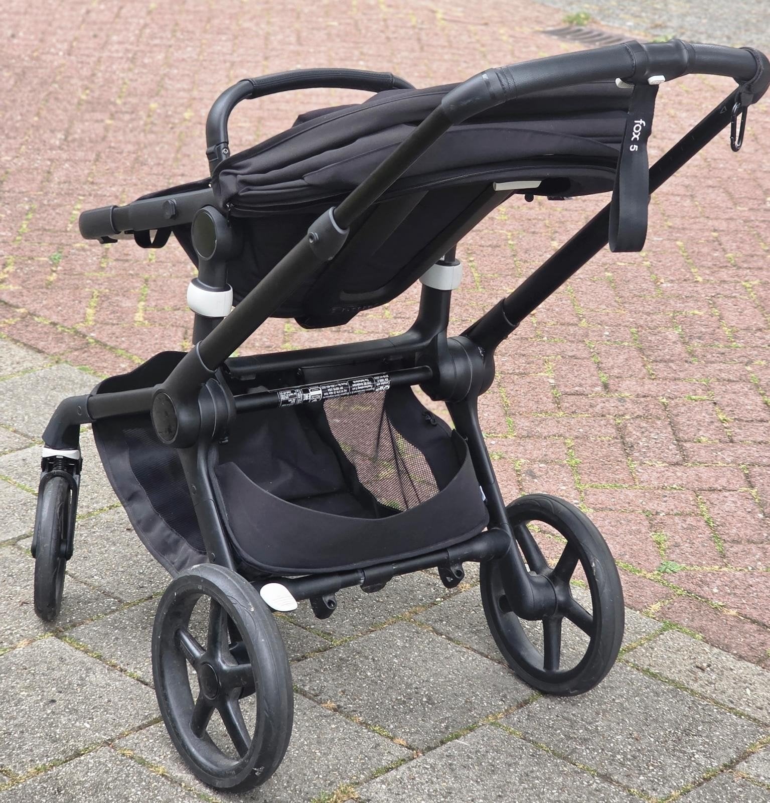 Bugaboo Fox 5 Complete Kinderwagen - Zo goed als nieuw, Ophalen, Zo goed als nieuw, Bugaboo, Verstelbare duwstang