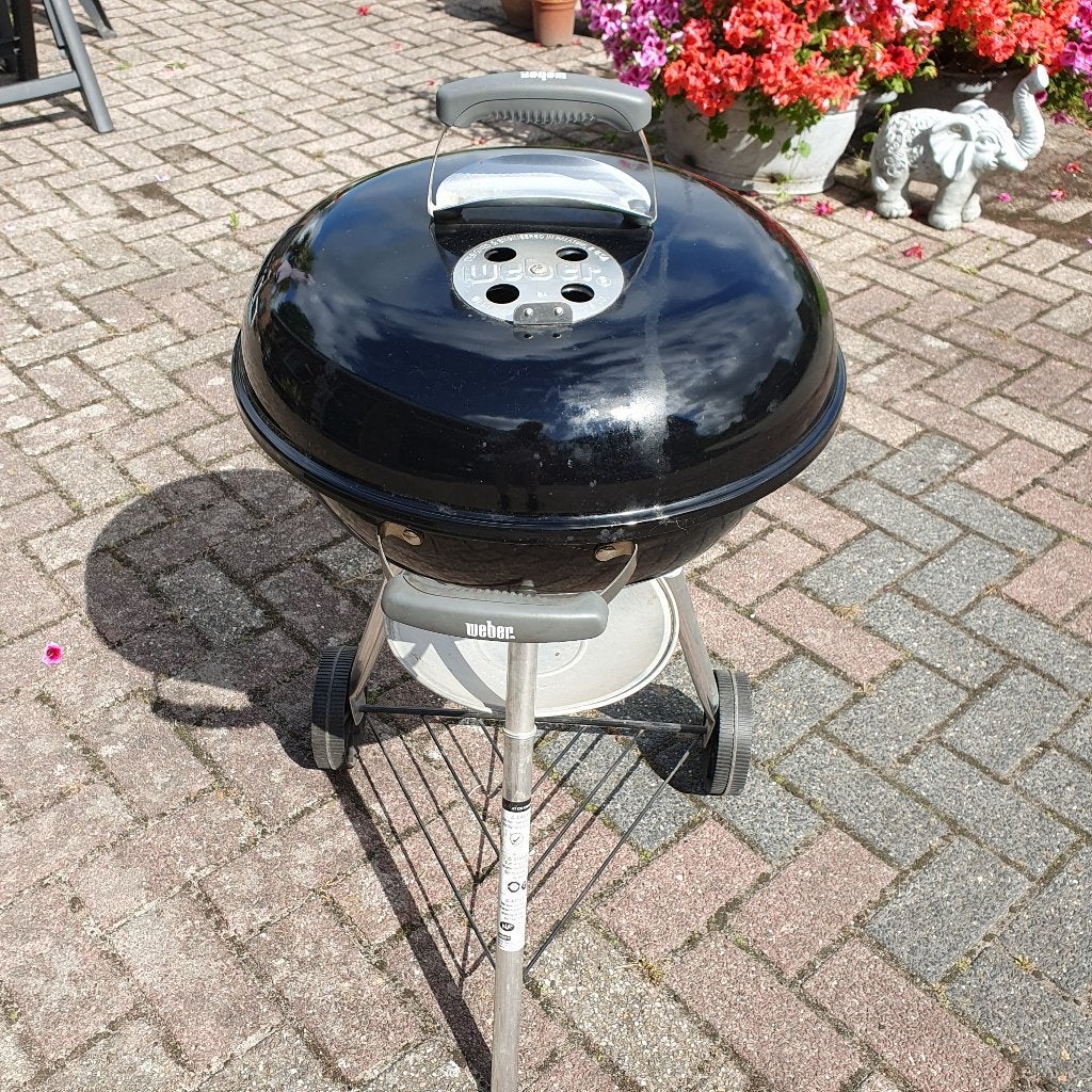 Weber BBQ Compact 47cm met houtskool starter, Ophalen, Gebruikt, Weber