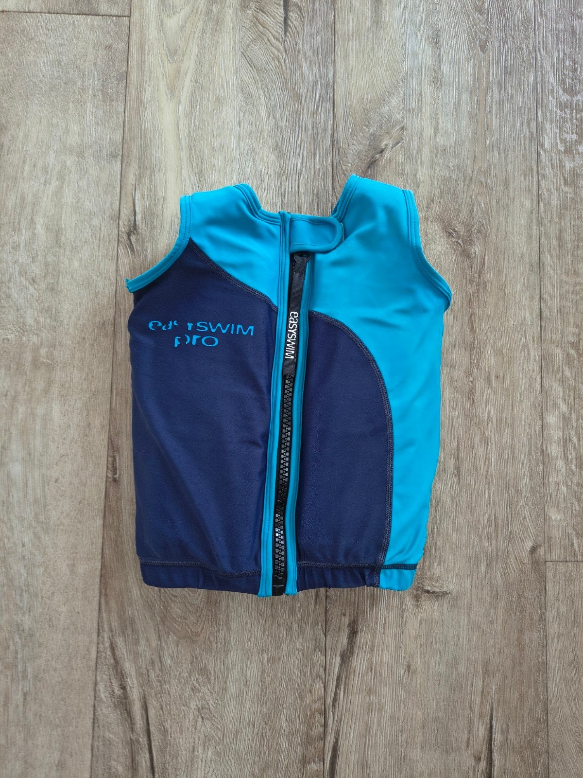Mooi blauw EasySwim Pro zwemvest, drijfvest zwemles, maat S., Kinderen en Baby's, Ophalen of Verzenden, Zwem-accessoire, Onb, Jongen of Meisje