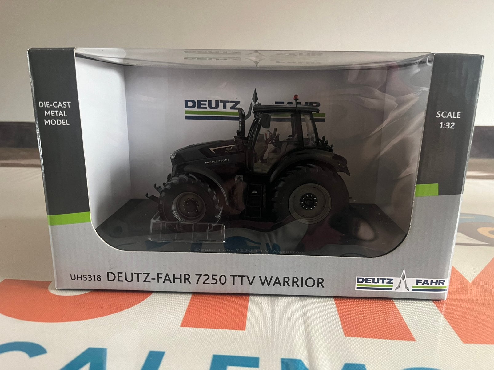 Deutz-Fahr 7250 TTV Warrior tractor UH 5318 Nieuw, Ophalen of Verzenden, Nieuw, Tractor of Landbouw, Universal Hobbies
