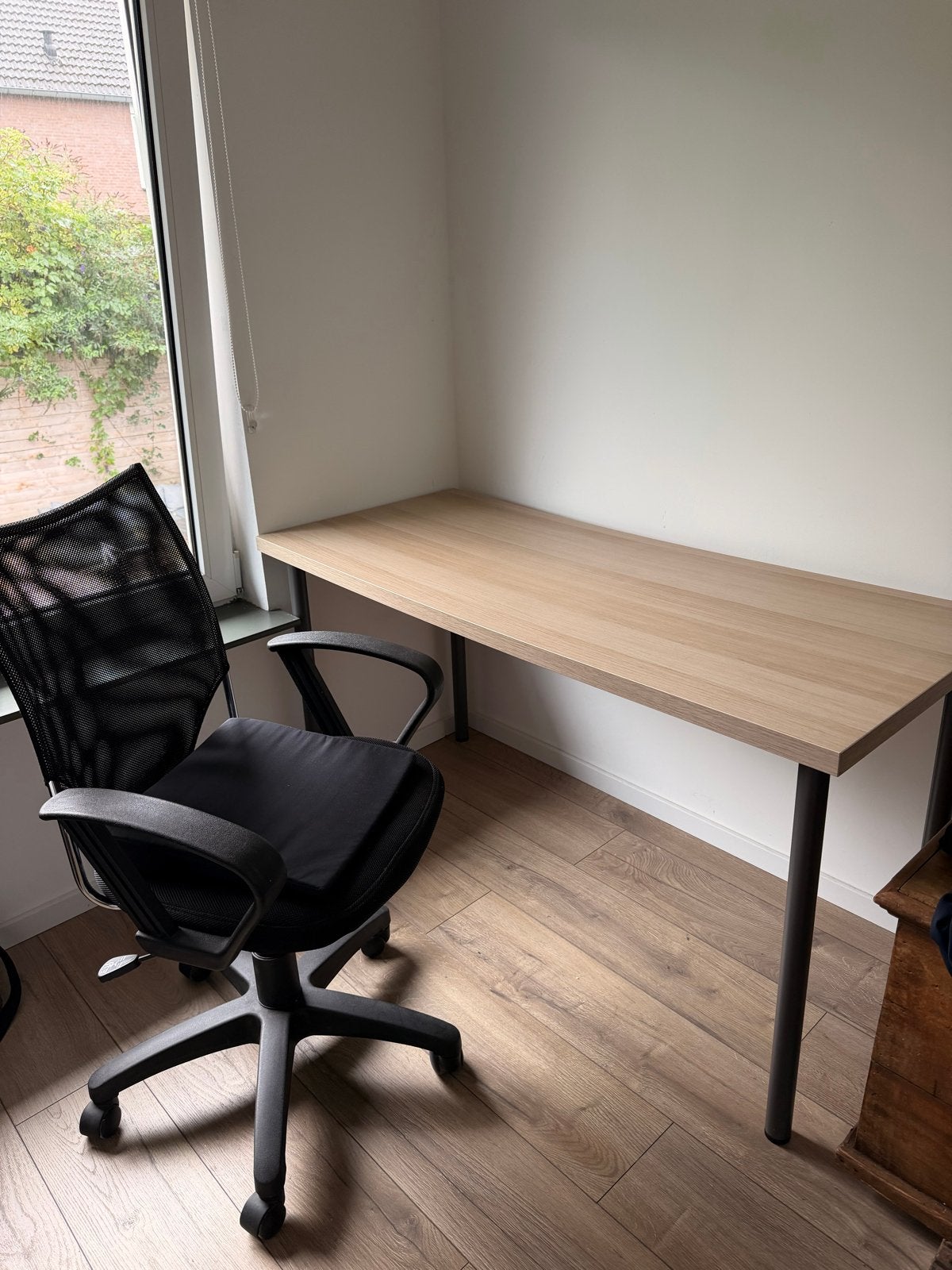 Bureau met stoel, Huis en Inrichting, Ophalen, Hout, In hoogte verstelbaar, Zo goed als nieuw
