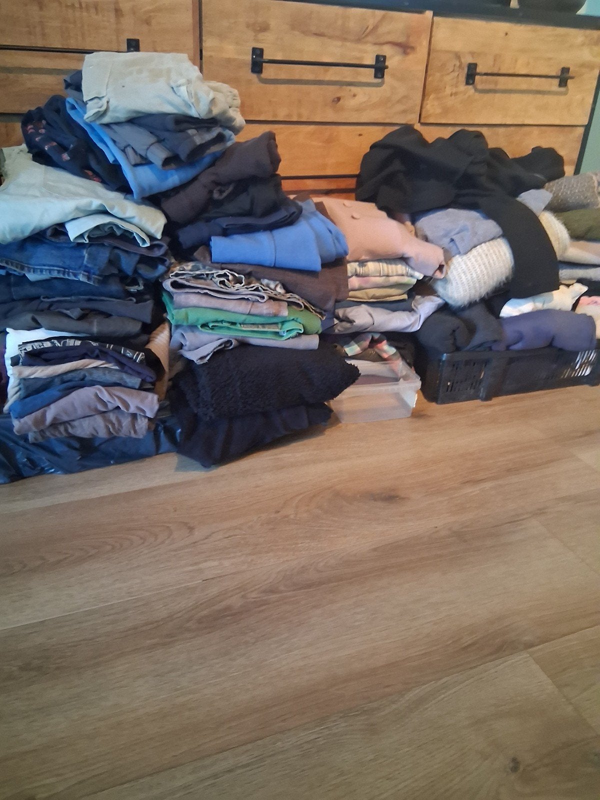 partij kleding  in goede staat, Ophalen, Zo goed als nieuw