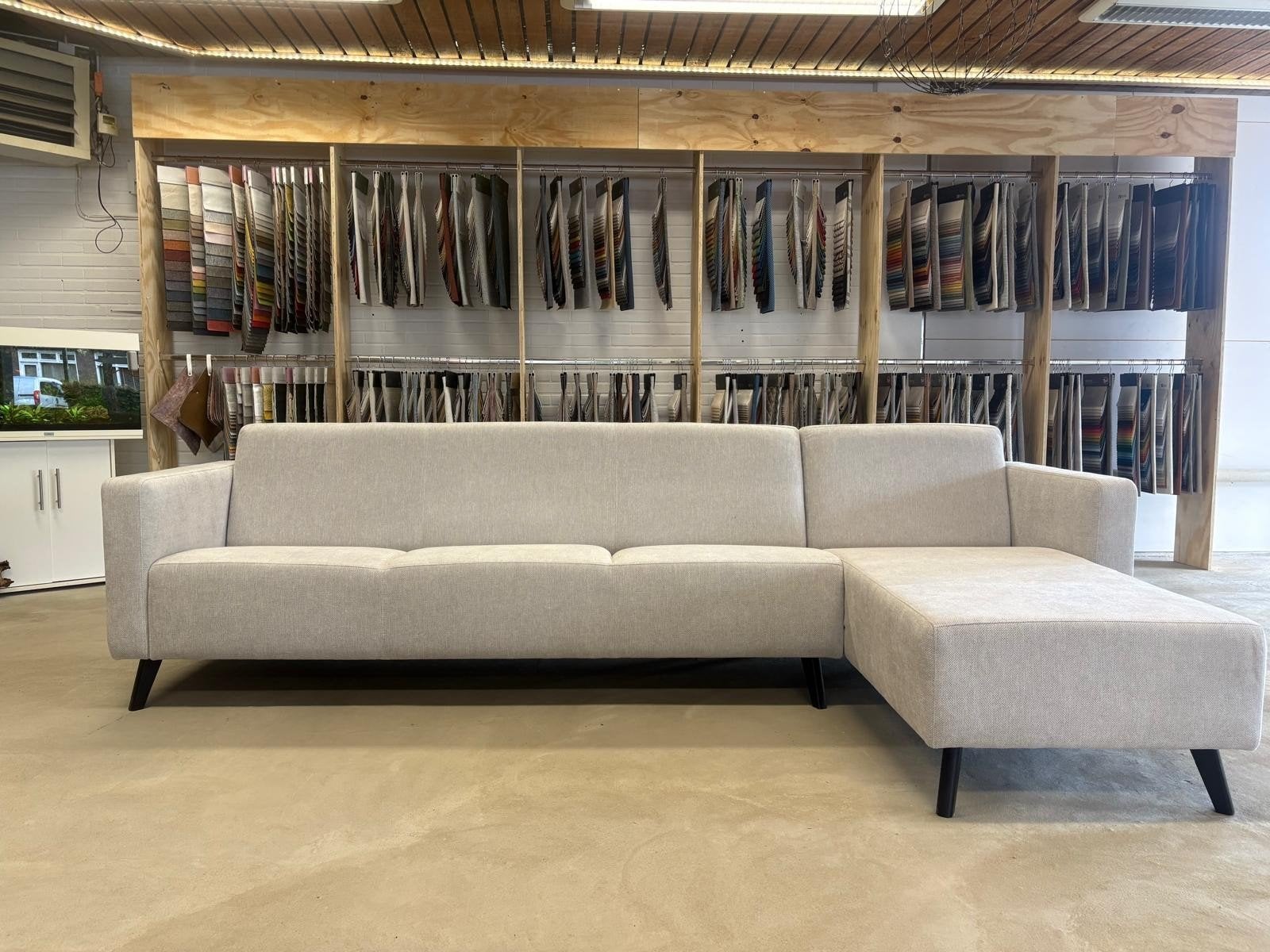 Luxe Loungebank – gestoffeerd, Ophalen of Verzenden, Zo goed als nieuw, Leer, Lounge