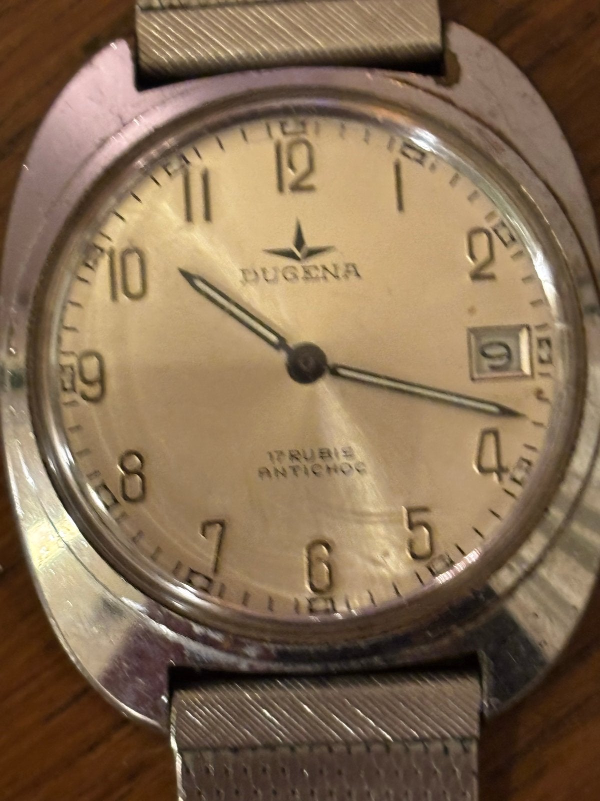 Vintage Dugena Antichoc Polshorloge - Zilverkleurige Wijzerp, Overige merken, Staal, Met bandje, Polshorloge