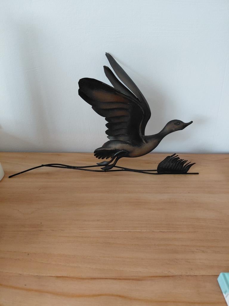 Decoratieve metalen vogel in vlucht - 38x22 cm, Huis en Inrichting, Woonaccessoires | Overige, Ophalen of Verzenden, Gebruikt