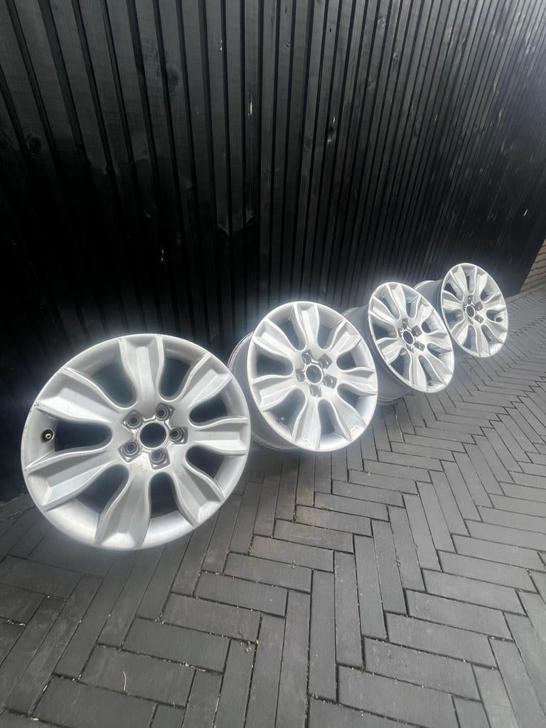 Orginele audi a1 16 inch velgen, Auto diversen, Wieldoppen, Ophalen of Verzenden, Gebruikt