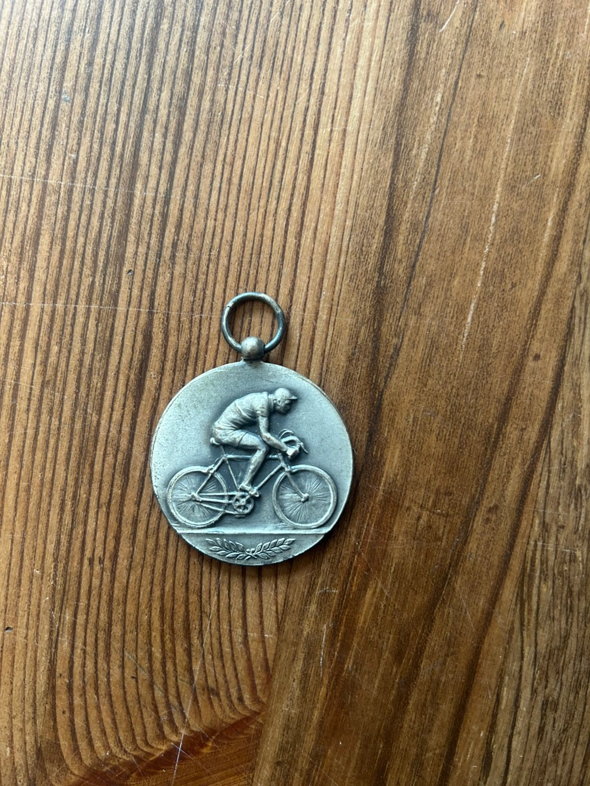Vintage zilveren medaille  wielersport uit 1933, Postzegels en Munten, Penningen en Medailles, Ophalen of Verzenden, Zilver, Nederland