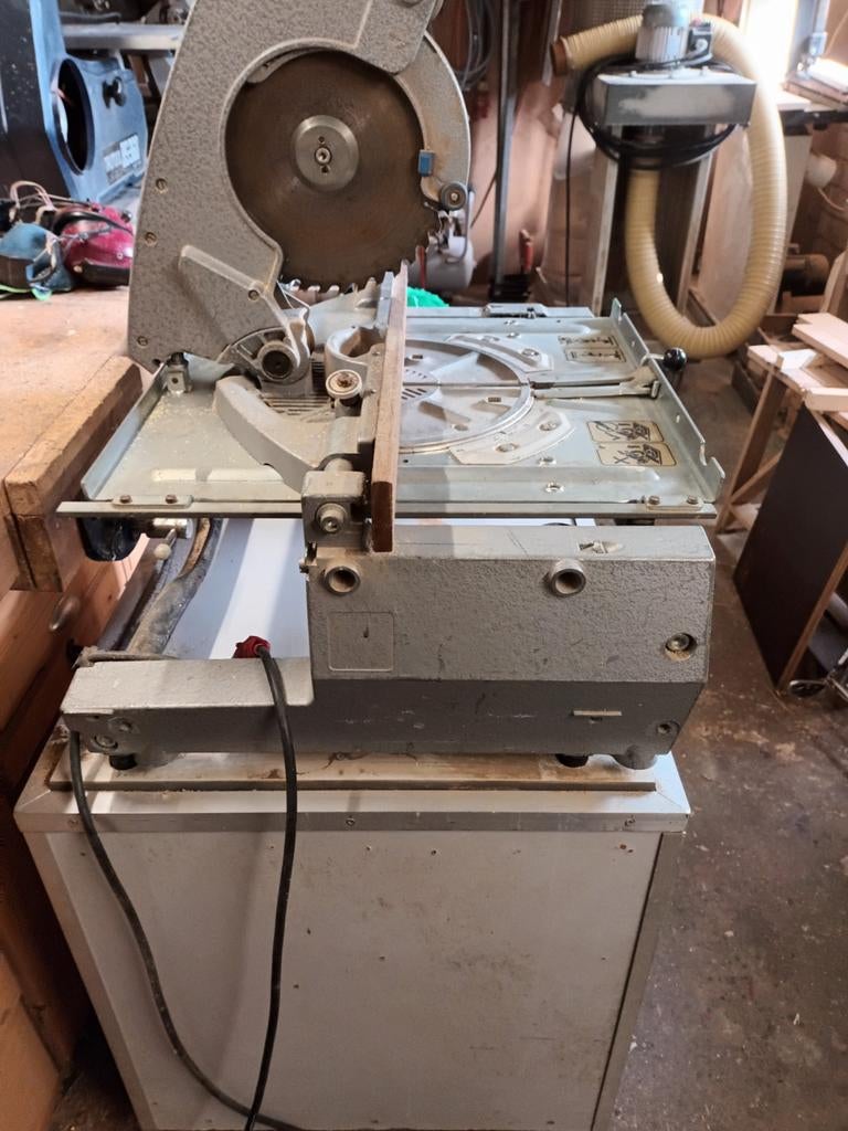 Elu Afkortzaag TGS 271 A1 - 220V, Ophalen, Gebruikt, Afkortzaag, Elu