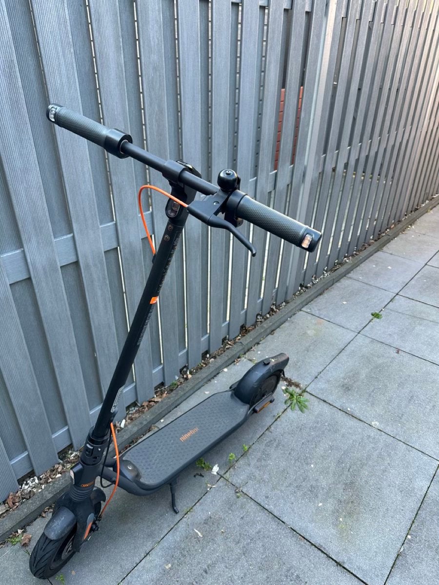 Segway Ninebot F2 Pro met garantie, Ophalen, Zo goed als nieuw, Elektrische step (E-scooter)
