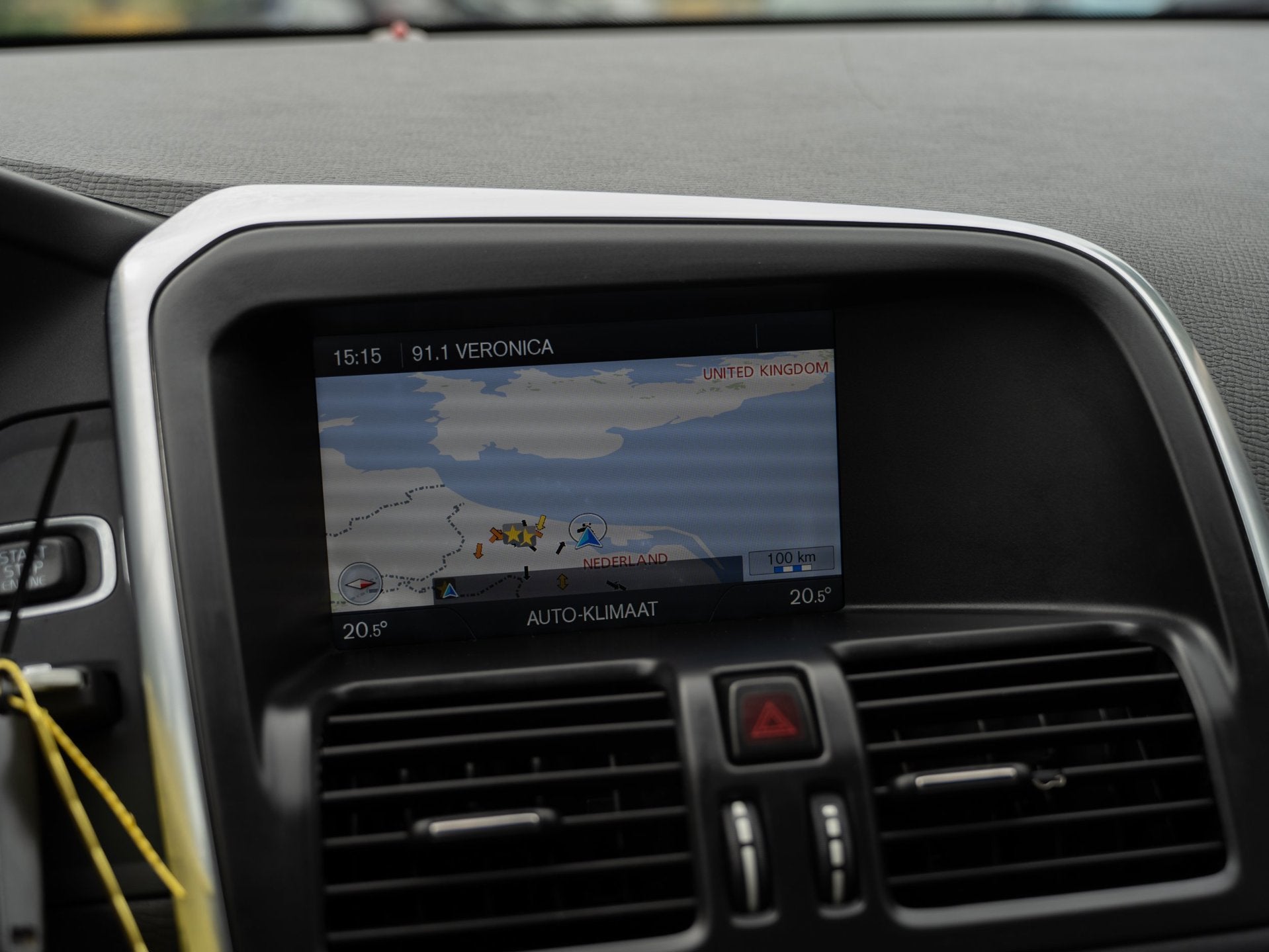 Volvo XC60 2.0 T5 Kinetic | AUTOMAAT | CRUISE / CLIMATE CONT, Auto's, Euro 5, 4 cilinders, 1598 kg, Origineel Nederlands
