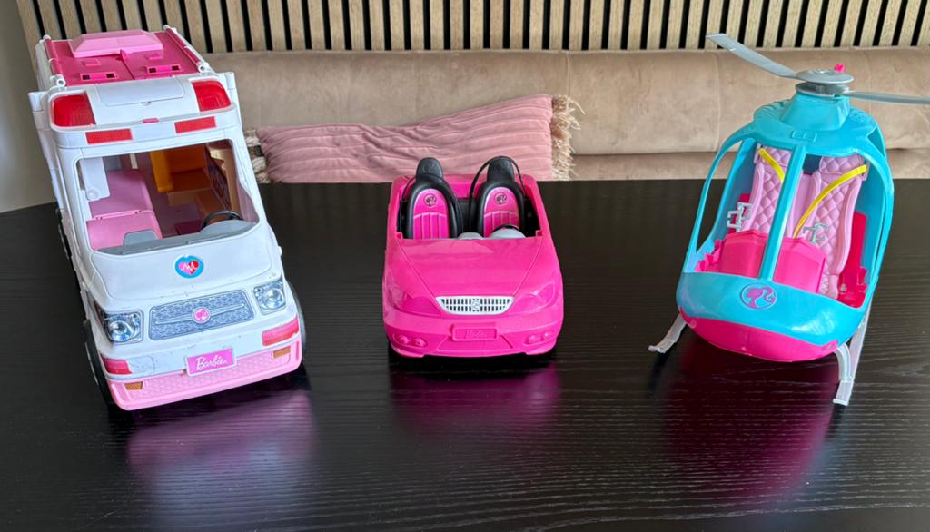 Barbie ambulance, cabrio en helikopter te koop, Ophalen, Gebruikt, Toebehoren