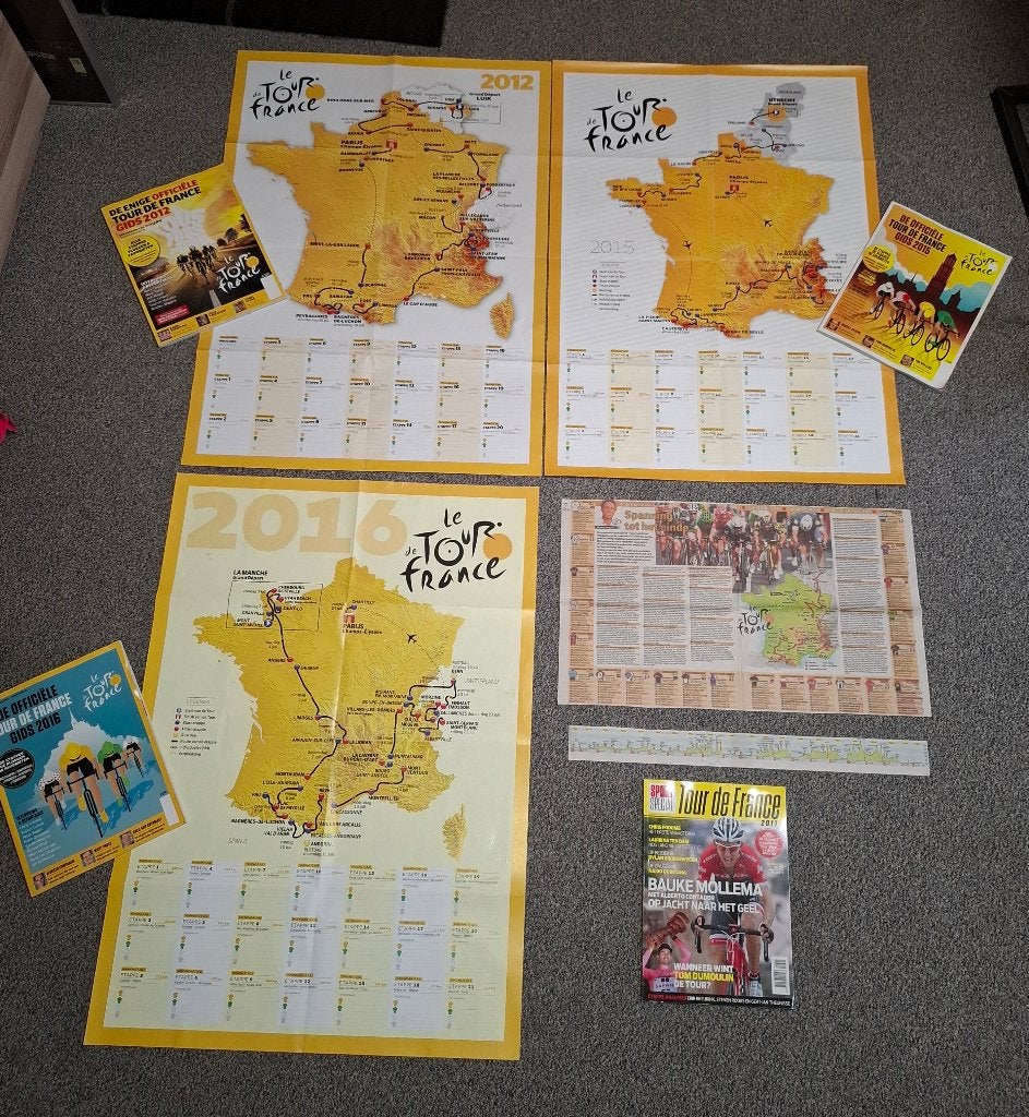 Tour de France: officiële gids 2012-2015-2016-2017 + posters, Ophalen of Verzenden, Zo goed als nieuw, Overige sporten, Poster, Plaatje of Sticker