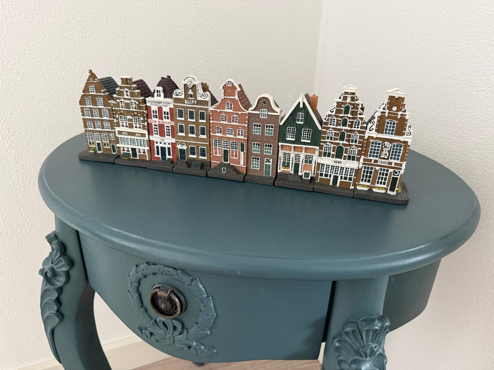 Blokker Grachtenhuisjes Serie - negen unieke huisjes, Ophalen of Verzenden, Zo goed als nieuw