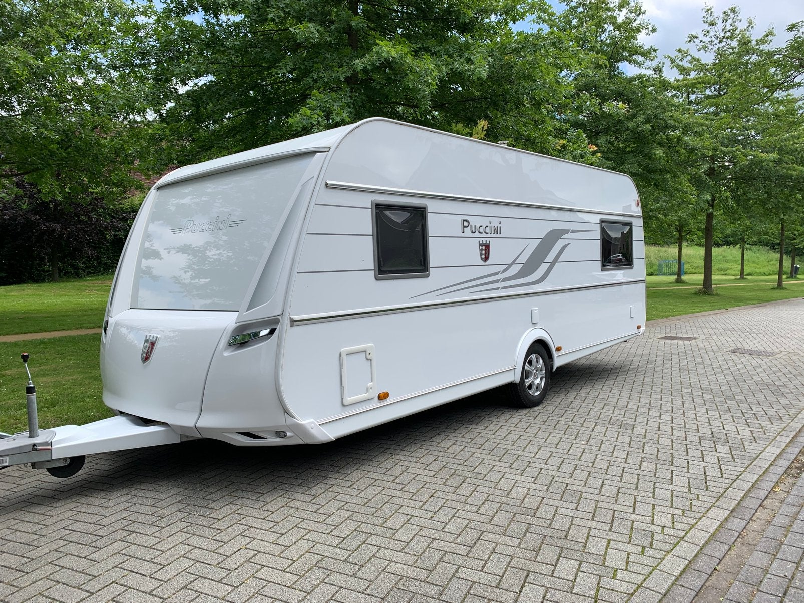 Tabbert puccini 5,60 topstaat !, Caravans en Kamperen, Kachel, Rondzit, Tabbert, Frans bed